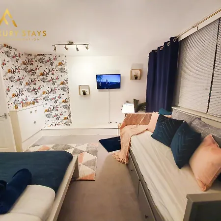 Apartment, Fru Luxury Stays Serviced Accommodation,1 Bedroom Studio With Free Parking & Wifi شقة بريستول